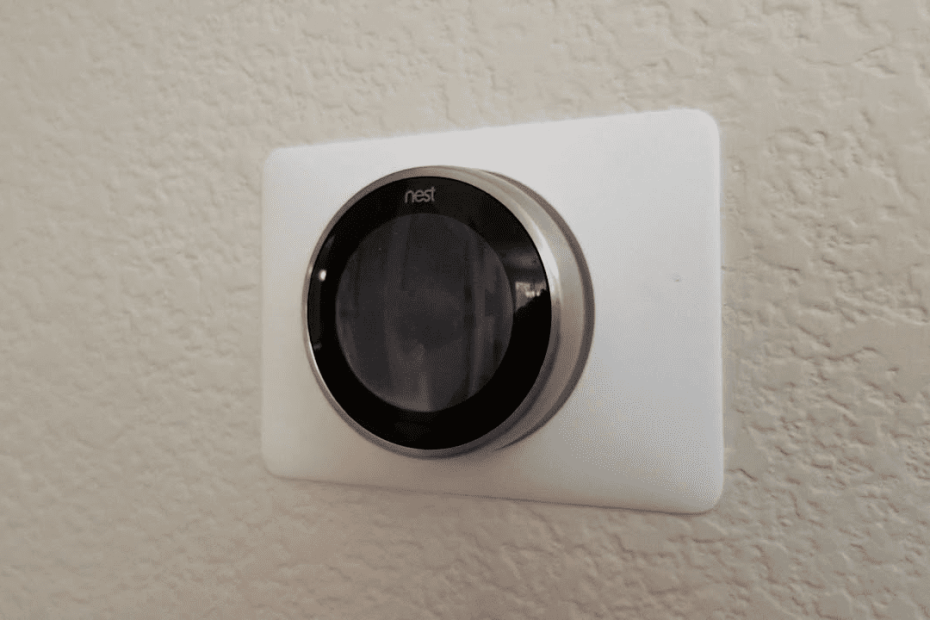 Does The Nest Thermostat Have A Camera Or Microphone