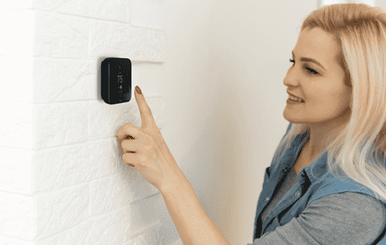 Factors to Consider when Choosing an Operating System for a Smart Thermostat