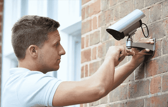 tips for avoiding identification while near a security camera